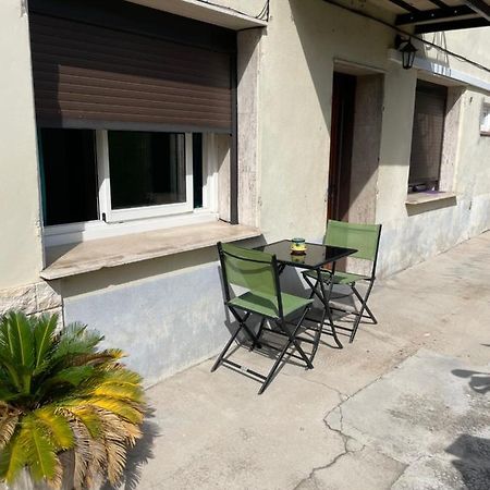 Agreable 2 Pieces En Ville Comme A La Campagne Nice Bagian luar foto